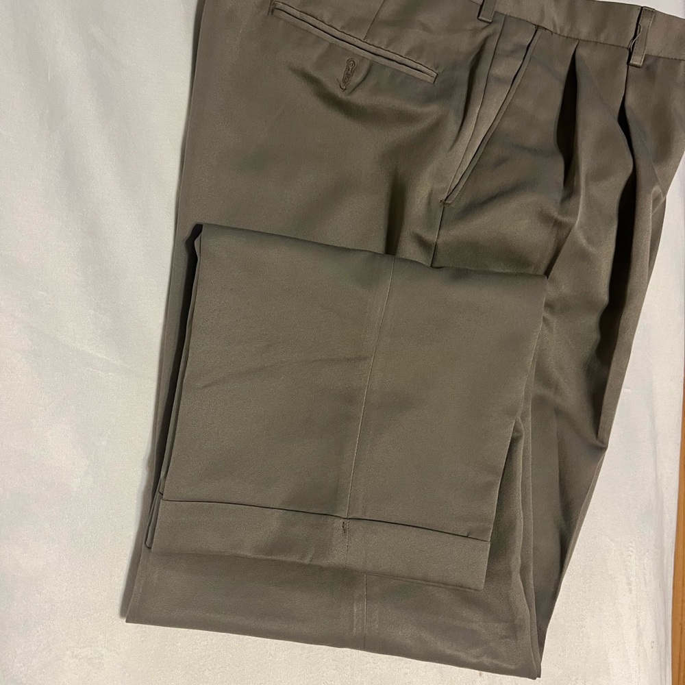 Haggar Men's Taupe Dress Pants - Picture 5 of 6